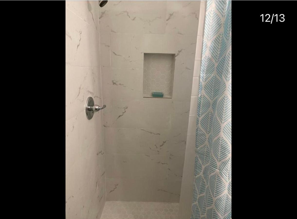 3 Bedroom House Fenced Backyard Private Patio Areas Grill Firepit Plenty Parking! Quick Access 10 Min To Beach Airport Delray West Palm Lake Worth Beach Exterior photo
