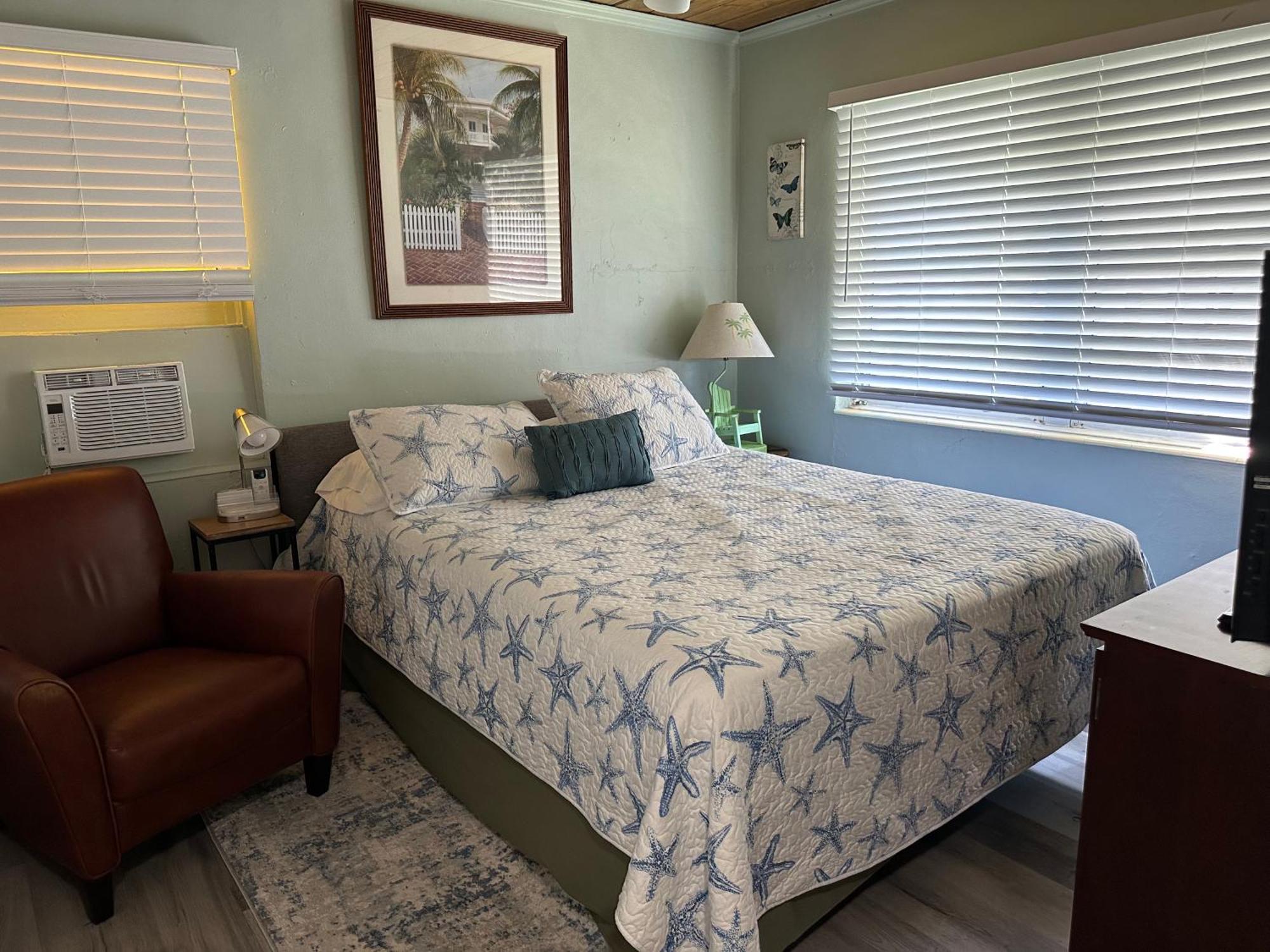 3 Bedroom House Fenced Backyard Private Patio Areas Grill Firepit Plenty Parking! Quick Access 10 Min To Beach Airport Delray West Palm Lake Worth Beach Exterior photo