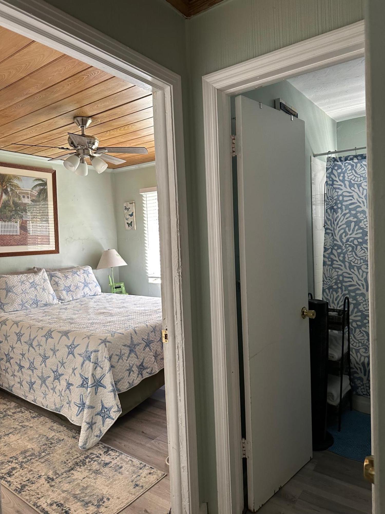 3 Bedroom House Fenced Backyard Private Patio Areas Grill Firepit Plenty Parking! Quick Access 10 Min To Beach Airport Delray West Palm Lake Worth Beach Exterior photo