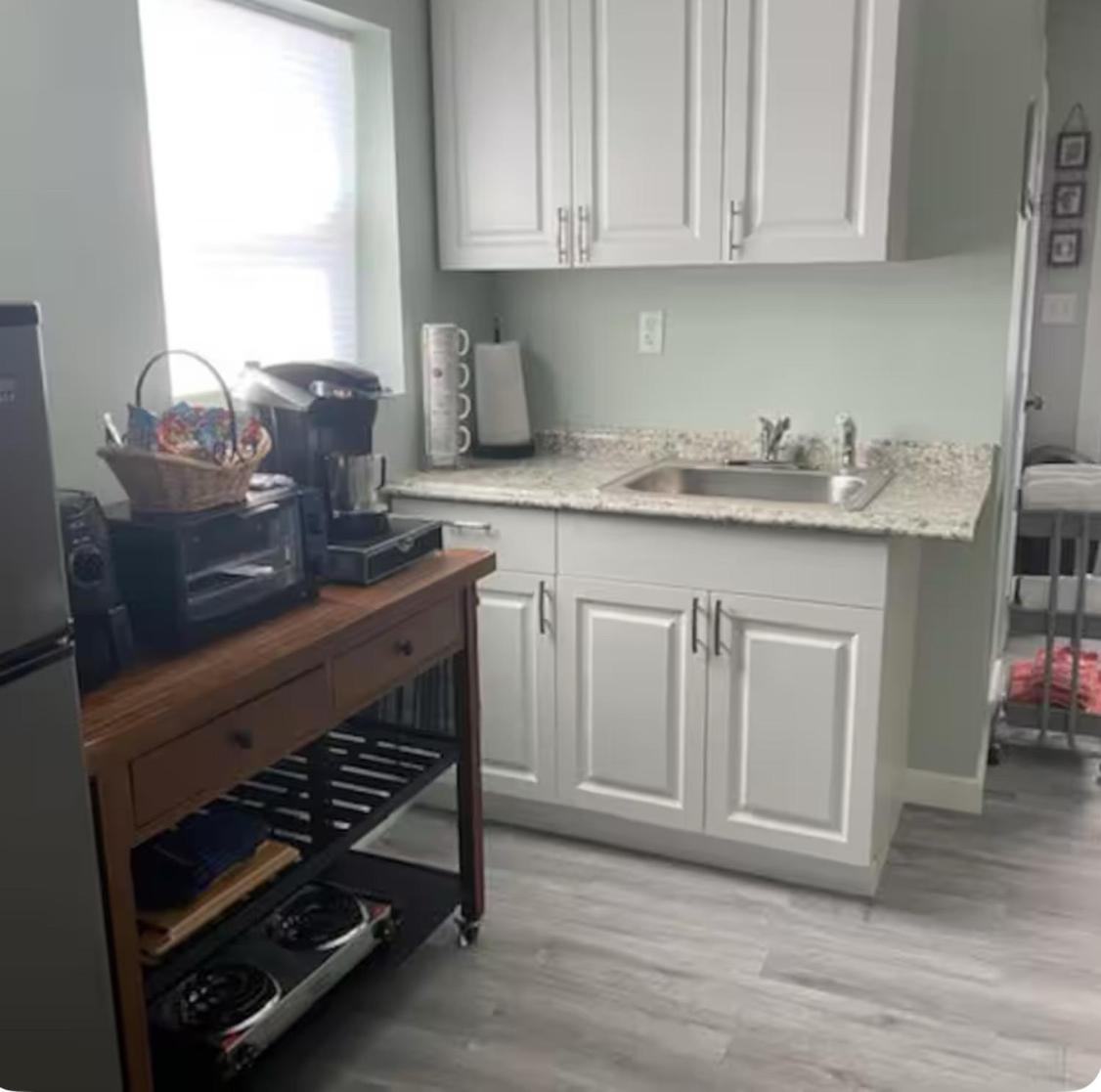 3 Bedroom House Fenced Backyard Private Patio Areas Grill Firepit Plenty Parking! Quick Access 10 Min To Beach Airport Delray West Palm Lake Worth Beach Exterior photo