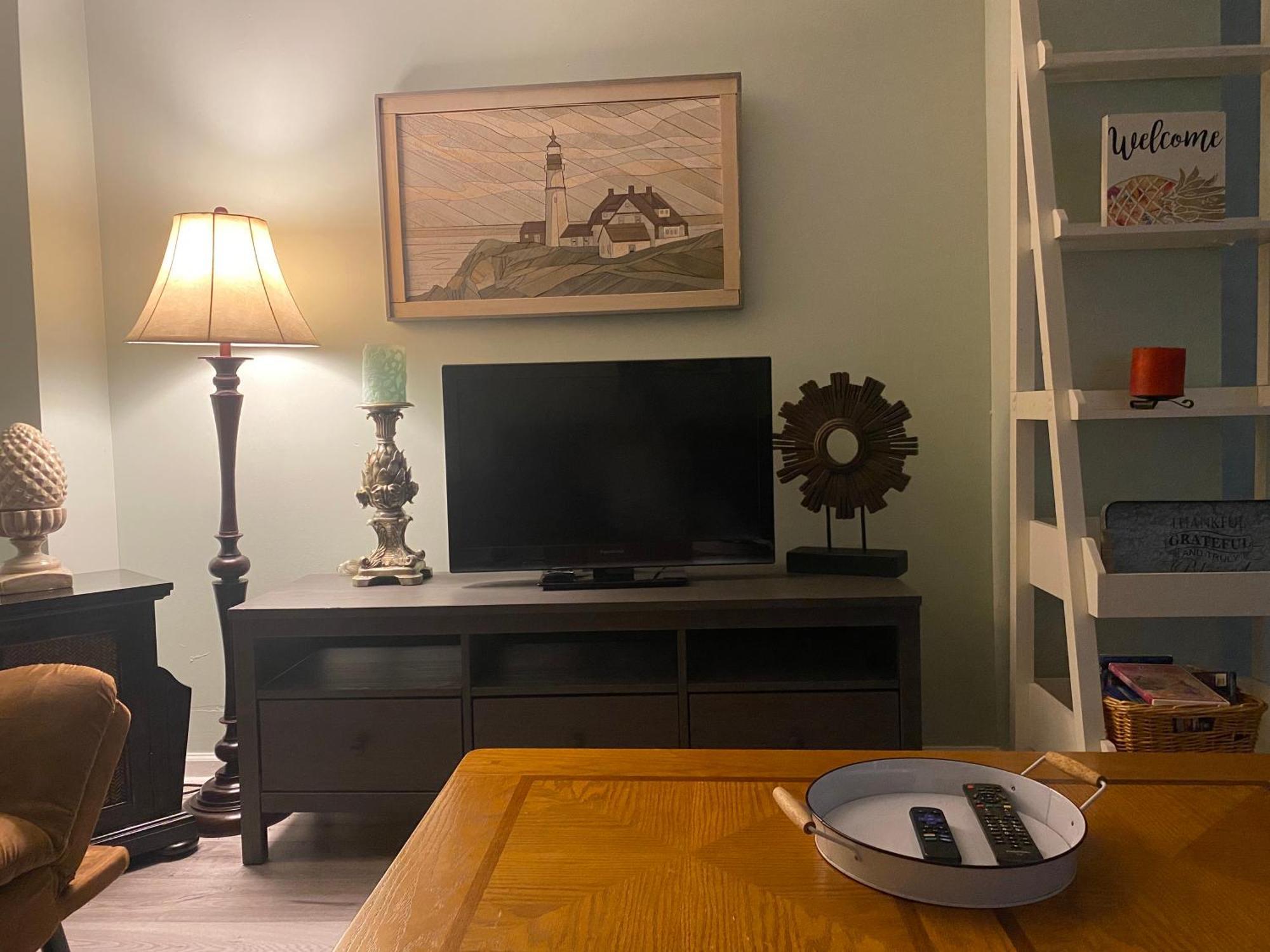 3 Bedroom House Fenced Backyard Private Patio Areas Grill Firepit Plenty Parking! Quick Access 10 Min To Beach Airport Delray West Palm Lake Worth Beach Exterior photo